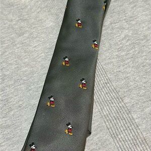 Disney Embroidered Mickey Mouse Tie - Black and Red Vintage - Cervantes